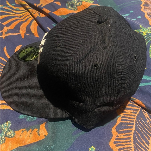 NWT New Era 59Fifty Yankees - Picture 4 of 5